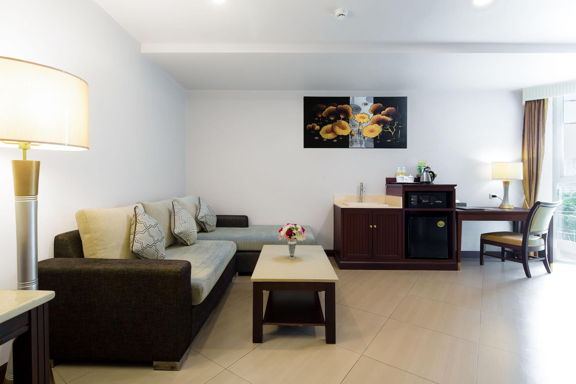 Aiyara Grand Hotel Pattaya Ngoại thất bức ảnh